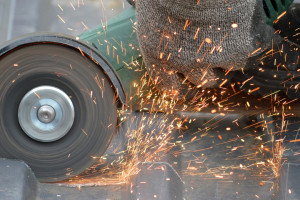 Using An Angle Grinder For Metal Cutting