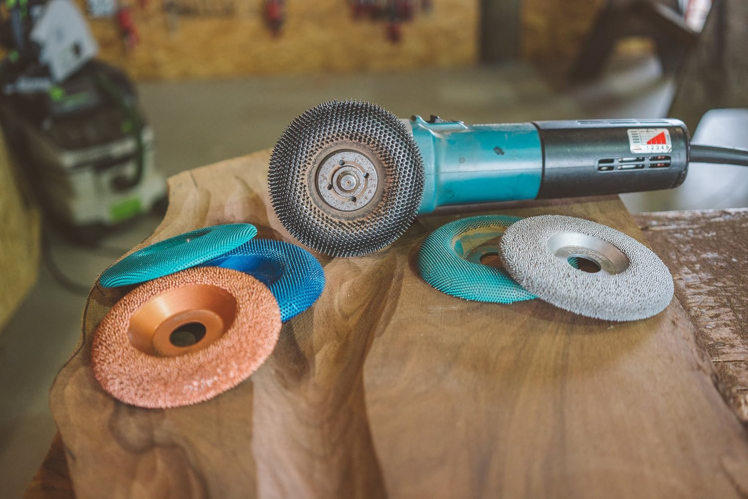 Kutzall Extreme Shaping Disc - Very Coarse, 4-1⁄2 (114.3mm) Dia. X 7⁄8 (22.2mm) Bore - Woodworking Angle Grinder Attachment for DeWalt, Bosch, Milwaukee, Makita. Abrasive Tungsten Carbide, SD412X120