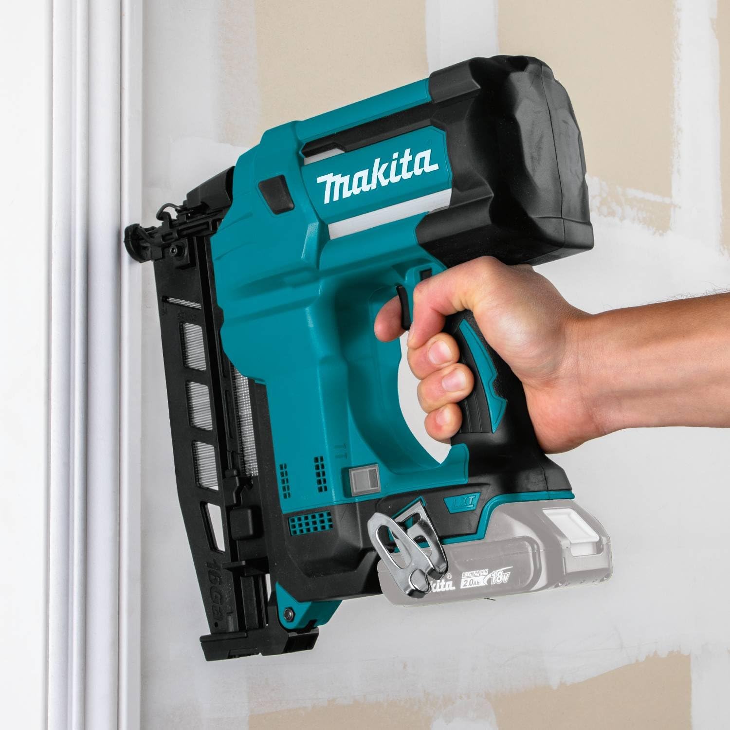 Makita XNB02Z 18V LXT Straight Finish Nailer, 16 Gauge, 2-1/2