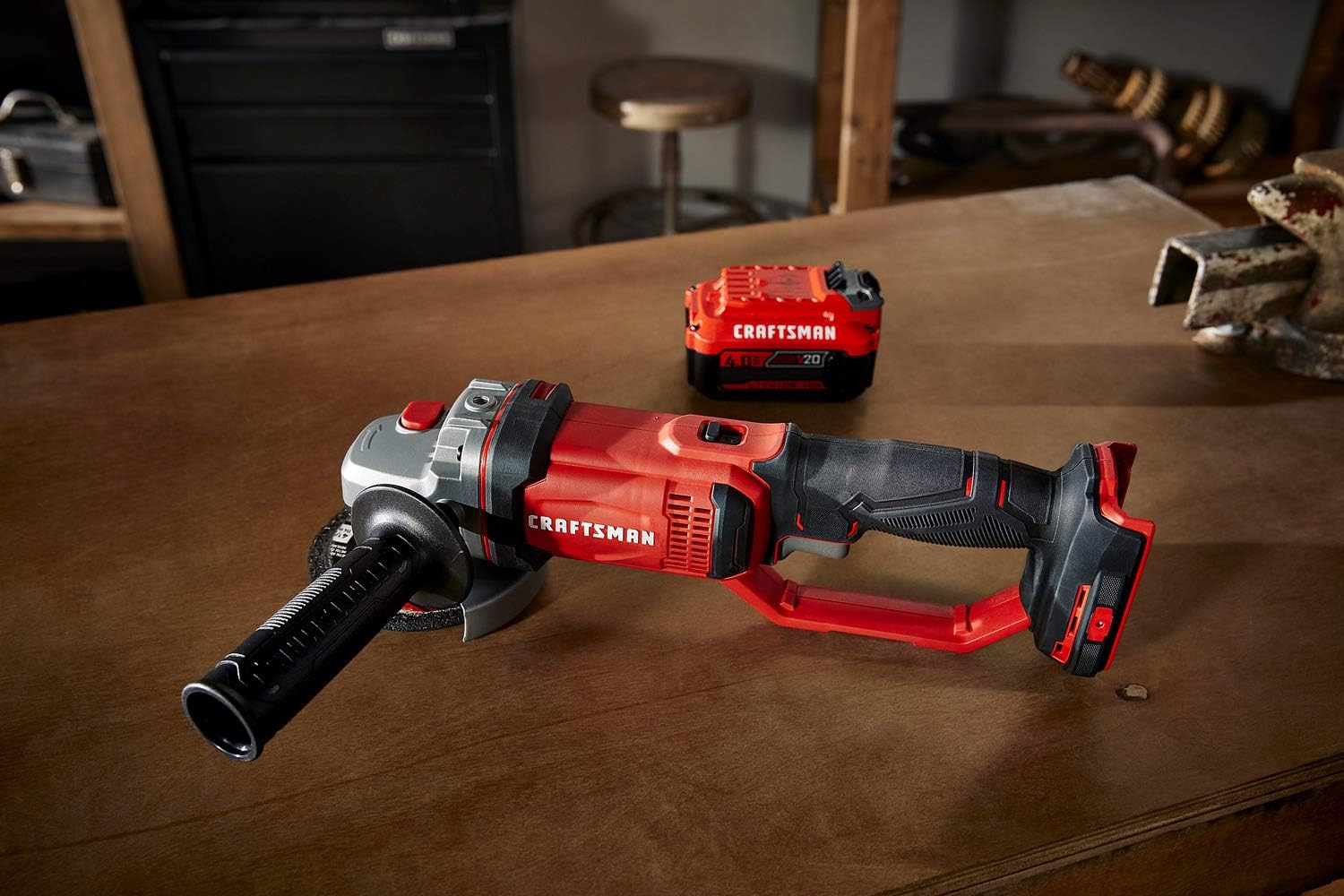 CRAFTSMAN V20 Cordless Angle Grinder Tool Kit, 4-1/2 inch, Battery and Charger Included (CMCG400M1)