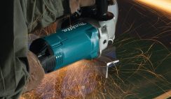 Makita GA9060 Angle Grinder Review Makita GA9060 Angle Grinder Review