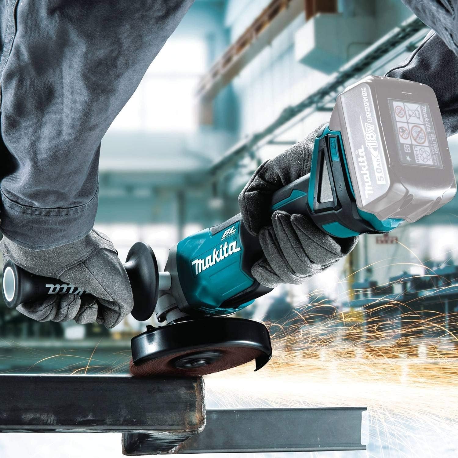 Makita XAG09Z 18V LXT Lithium-Ion Brushless Cordless 4-1/2-Inch / 5-Inch Cut-Off/Angle Grinder, with Electric Brake  BL1840B 18V LXT Lithium-Ion 4.0Ah Battery