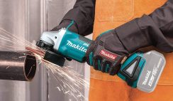 Makita XAG11Z Angle Grinder Review Makita XAG11Z Angle Grinder Review