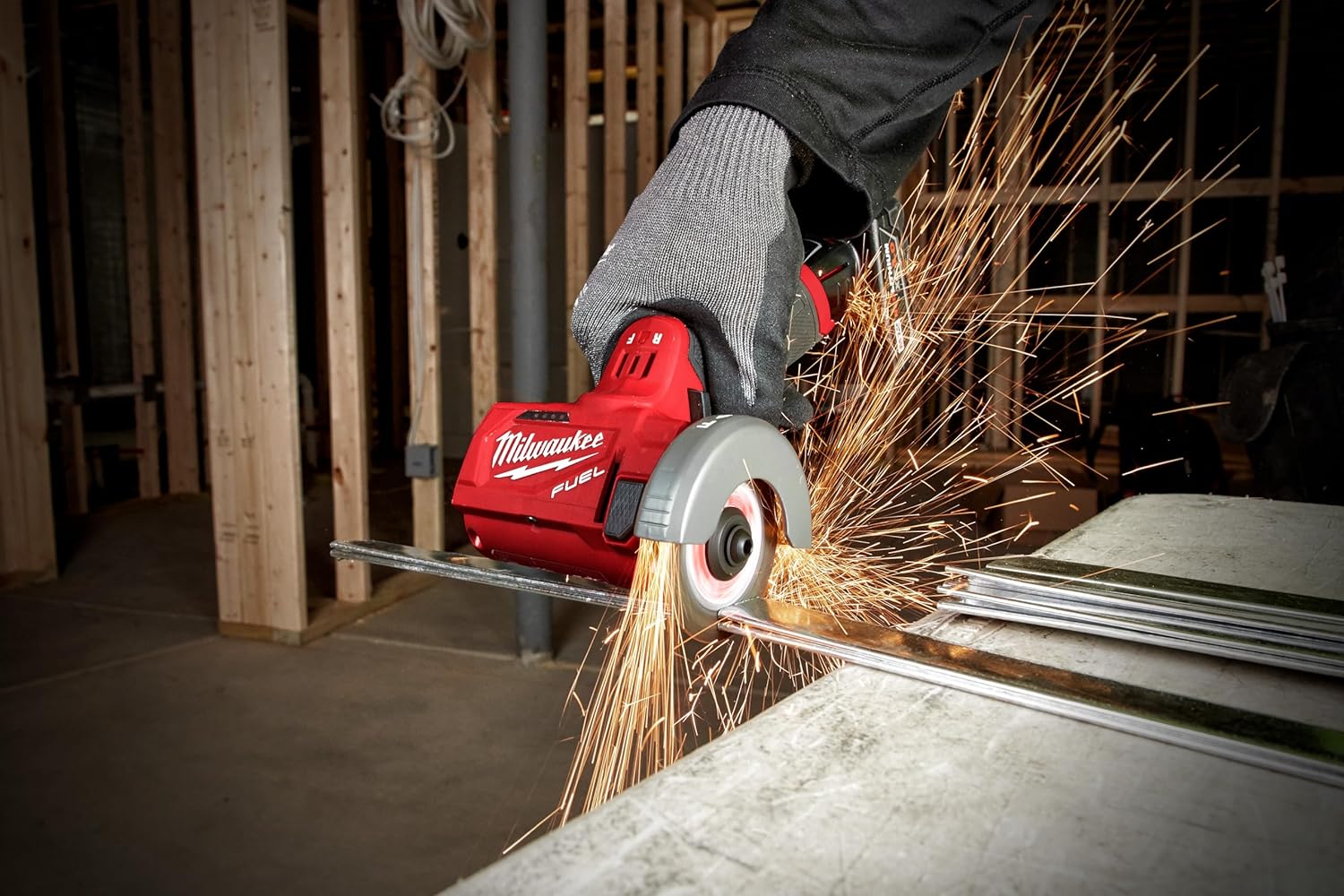 Milwaukees Cut-Off Tool,12V, Bare Tool (2522-20)