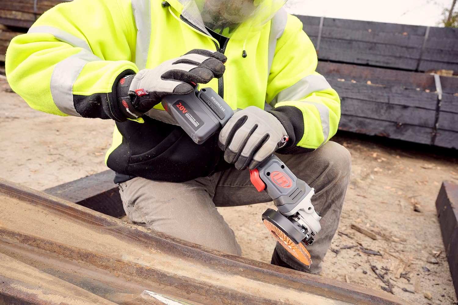 Ingersoll Rand G5351-K22-20V Cordless Angle Grinder and Cut-off Tool, 2 Battery Kit, 8000 RPM, 1HP, 4.5 Wheel