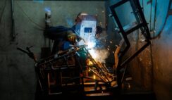 Understanding the Relationship Between Speed and Material Removal in Variable Speed Die Grinders